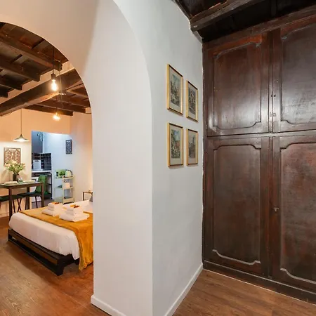 Apartment Campo De' Fiori *